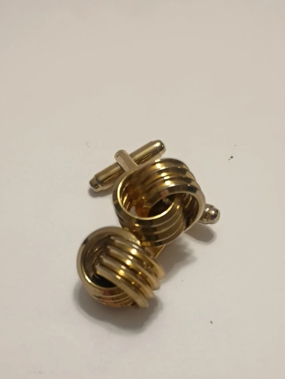 Mid Century Gold-Tone Knotted Round Mens Cufflinks Vintage Estate